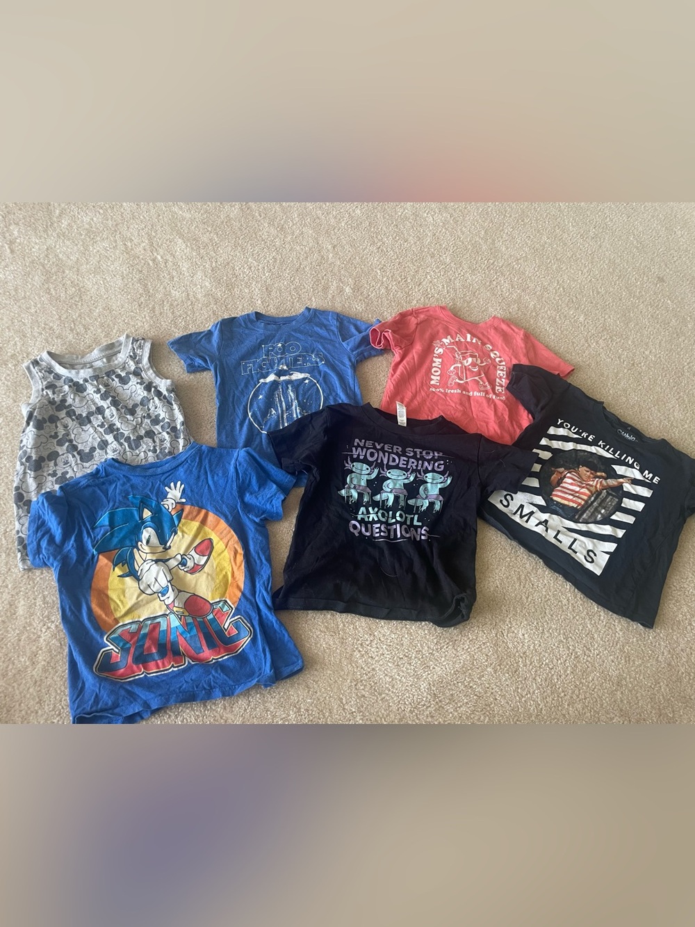 BUNDLE OF 6 boy Graphic Tees. Kid size XS (4T/5T)